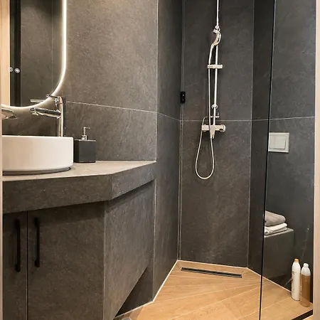 Patrwn 28 2 By Sotega Lux Apartment *